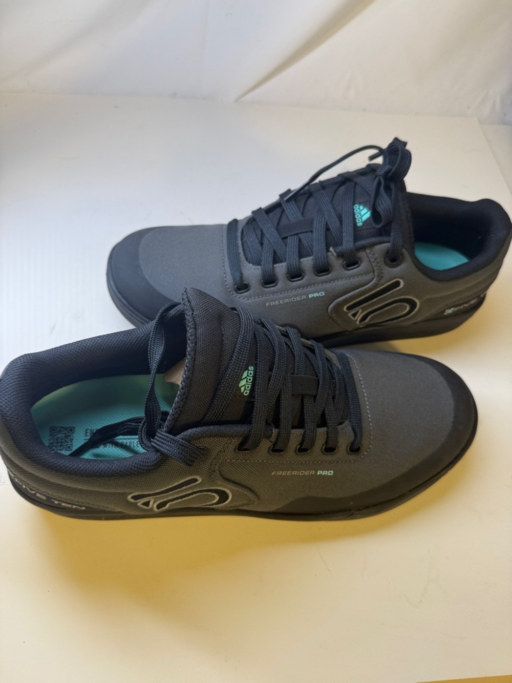 ADIDAS FIVE TEM FREERIDER MOUNTAIN BIKE SHOES. NEVER WORN BRAND NEW SZ 11.5 - Picture 16 of 16